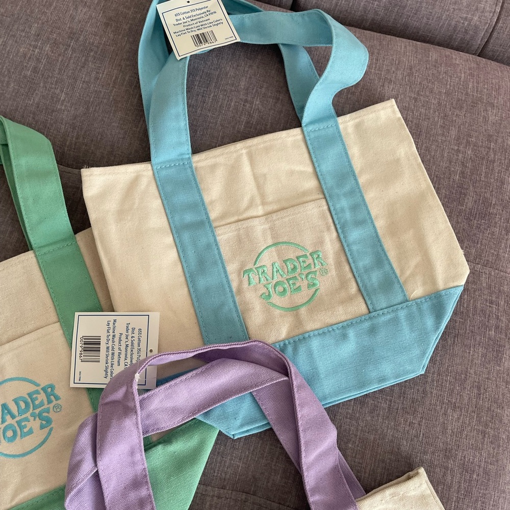 Trader Joe's Pastel Canvas Mini Tote Bag - Pink, Green, Blue, Lavender set of 4 - Picture 4 of 9